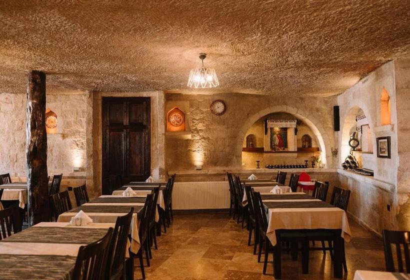 هتل Cappadocia Cave Suites