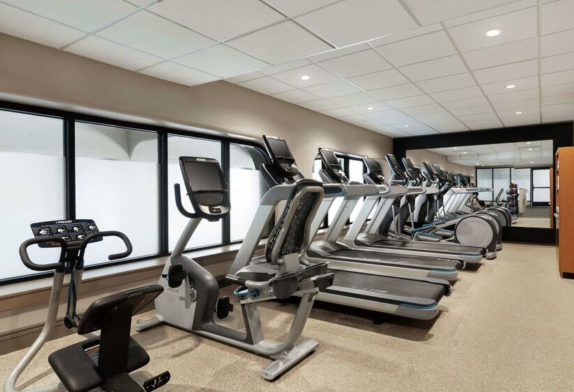 فندق Embassy Suites By Hilton Arcadia Pasadena Area