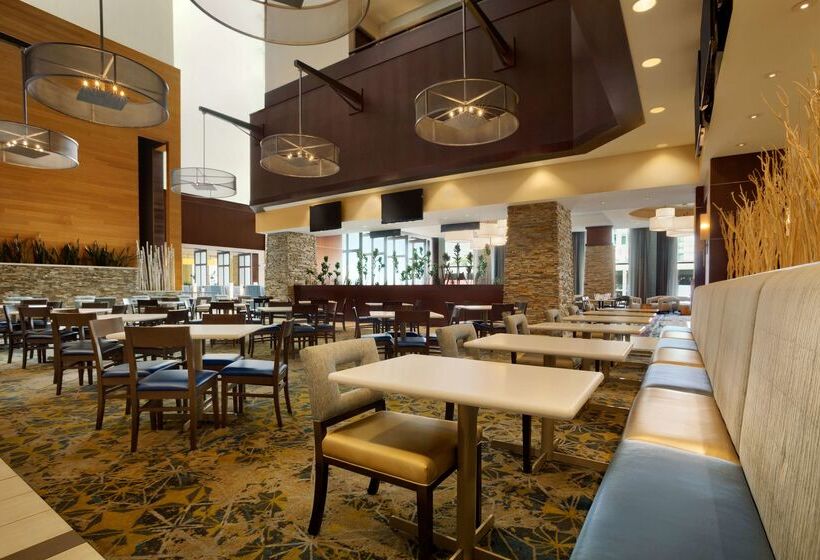 هتل Embassy Suites By Hilton Denver Downtown Convention Center