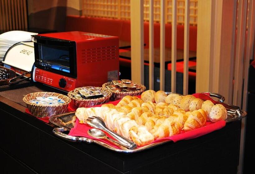 Fotos del hotel Ginza Grand:  11