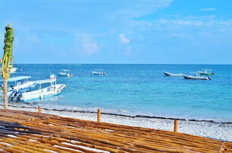 هتل Hacienda Morelos Beachfront