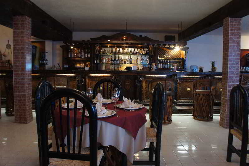 هتل Hacienda Morelos Beachfront