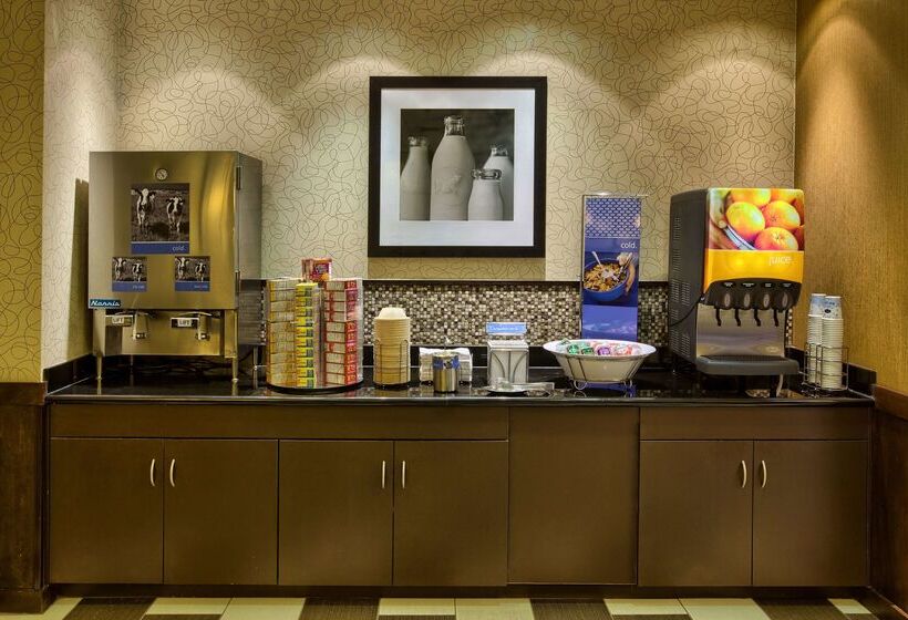 ホテル Hampton Inn & Suites Burlington, Nc