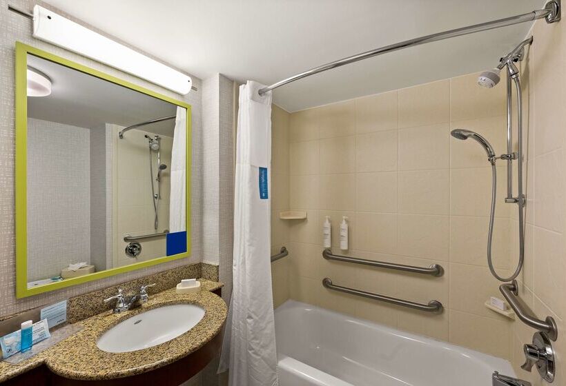 فندق Hampton Inn & Suites Poughkeepsie