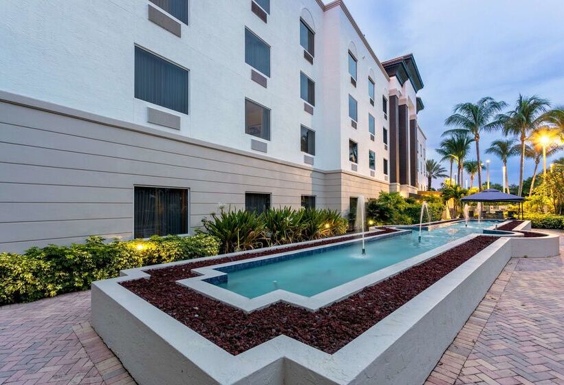 Отель Hampton Inn & Suites Wellington