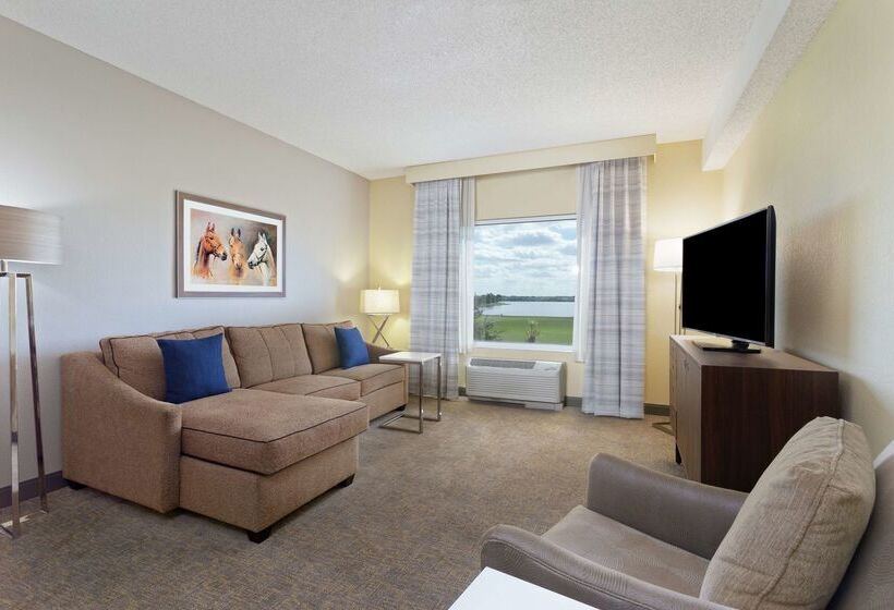 Отель Hampton Inn & Suites Wellington