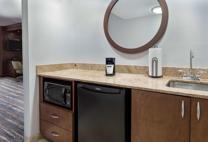 هتل Hampton Inn & Suites Winston Salem/university Area, Nc