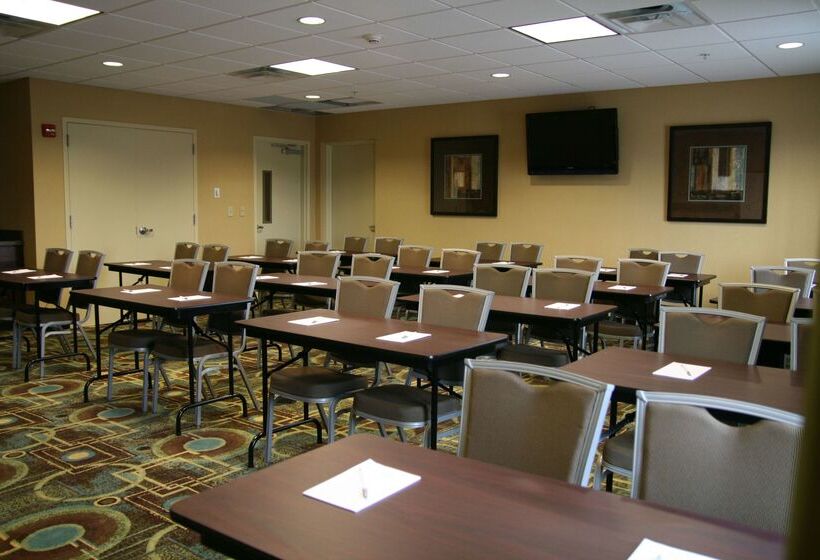 Отель Hampton Inn Dandridge