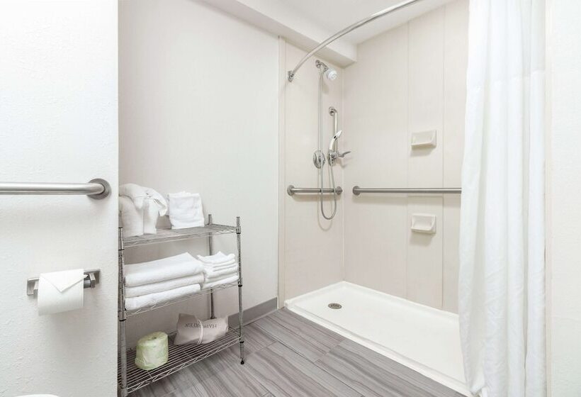 هتل Hampton Inn Daytona Shoresoceanfront