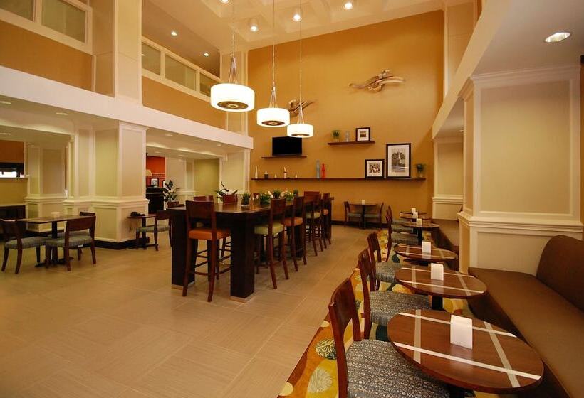 هتل Hampton Inn Jackson/flowood  Ms