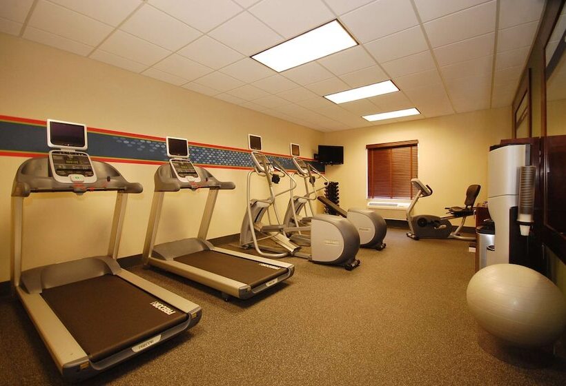 هتل Hampton Inn Jackson/flowood  Ms