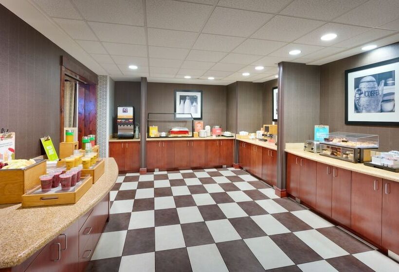 Отель Hampton Inn Lehithanksgiving Point