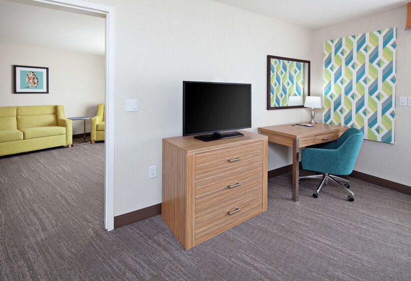 هتل Hampton Inn & Suites Chino Hills