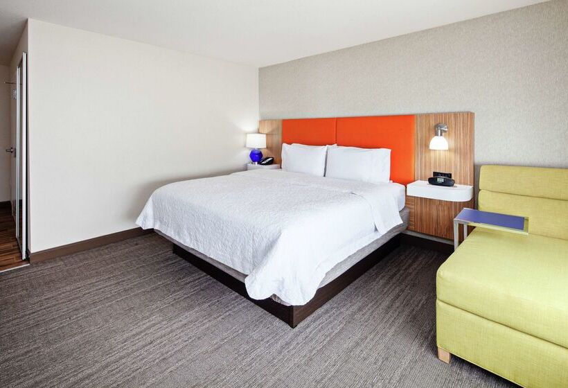 هتل Hampton Inn & Suites Chino Hills