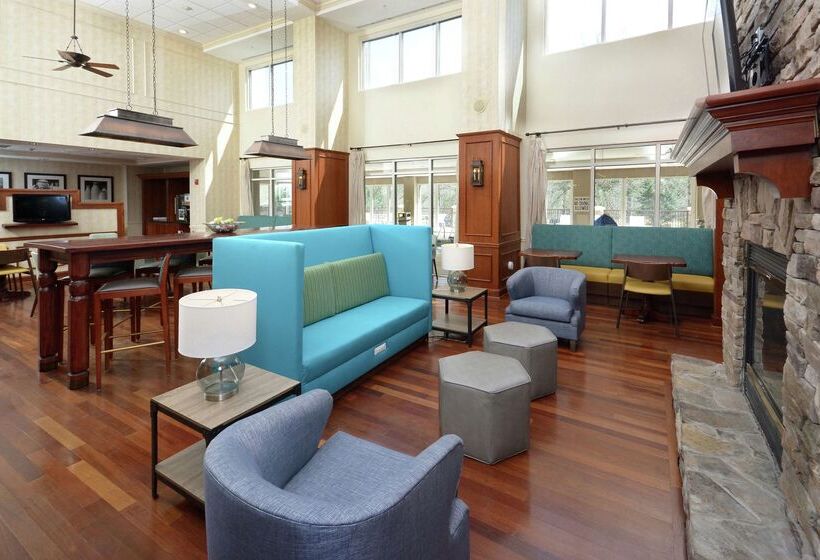 هتل Hampton Inn & Suites Clinton I26