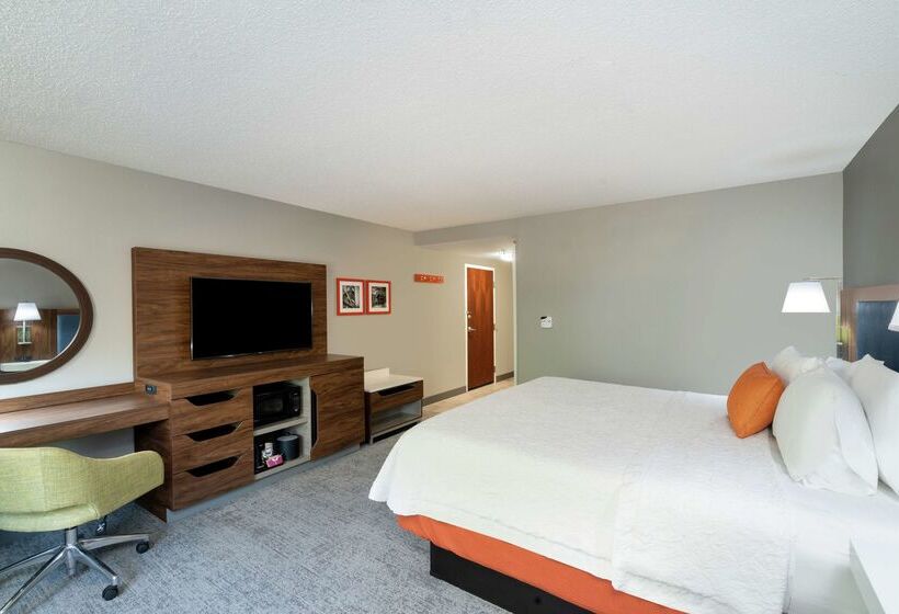 בית מלון כפרי Hampton Inn Suites Opelika I85 Auburn Area