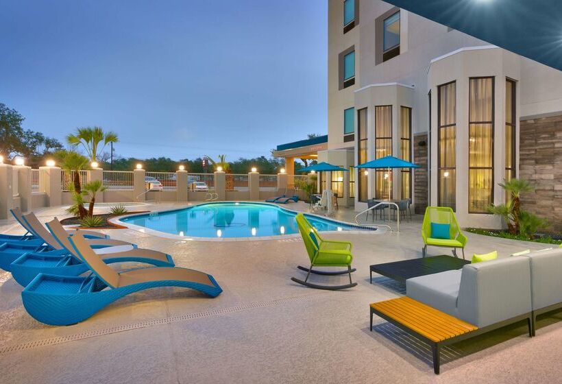هتل Hampton Inn & Suites Rockportfulton
