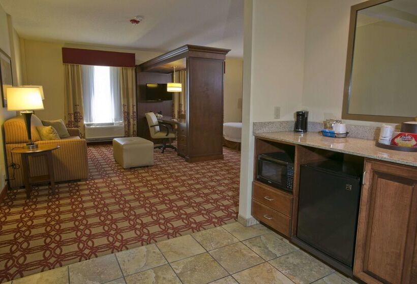 فندق Hampton Inn & Suites Wiggins