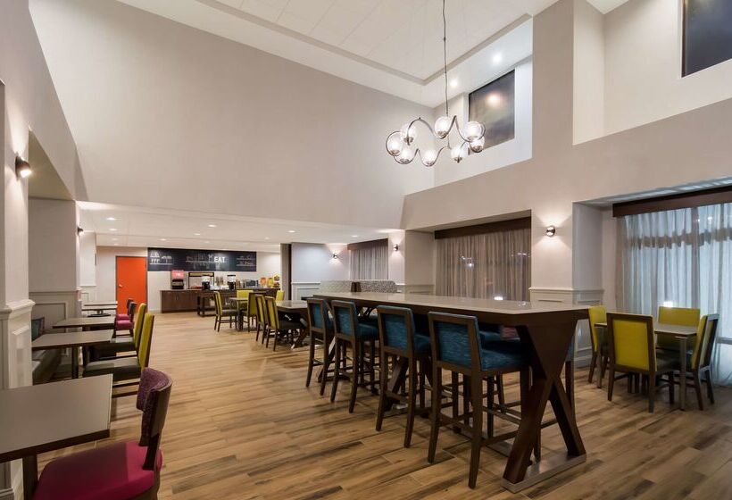 ホテル Hampton Inn Wilson Downtown