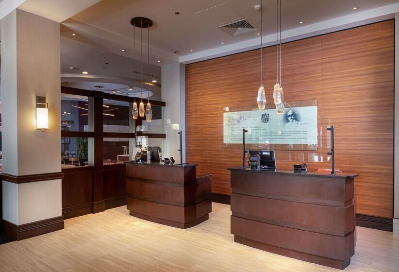 هتل Hilton Asheville Biltmore Park