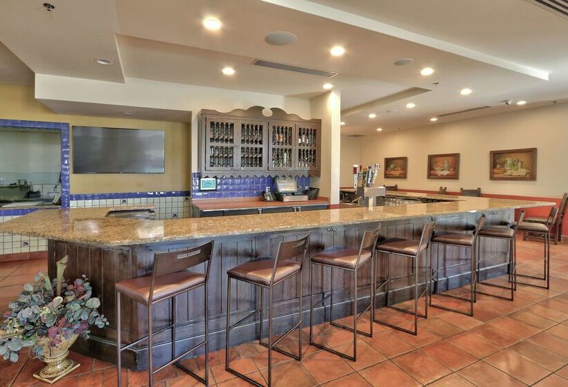 هتل Hilton Garden Inn Las Cruces