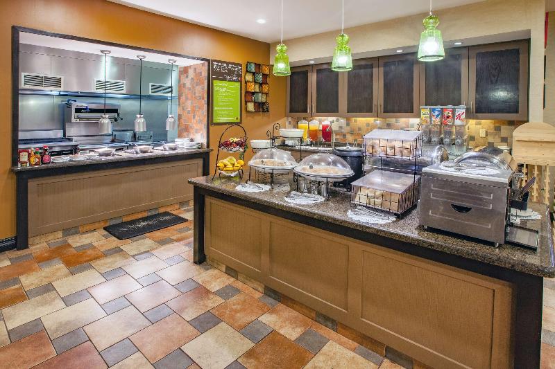 בית מלון כפרי Hilton Garden Inn South Padre Island Beachfront