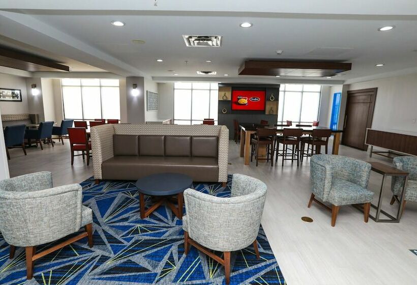 هتل Holiday Inn Express Hillsboro I 35, An Ihg