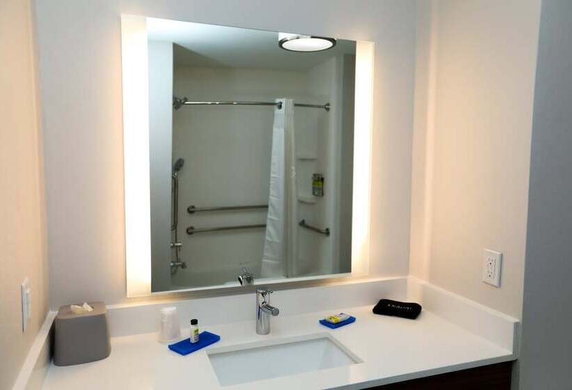 هتل Holiday Inn Express Hillsboro I 35, An Ihg