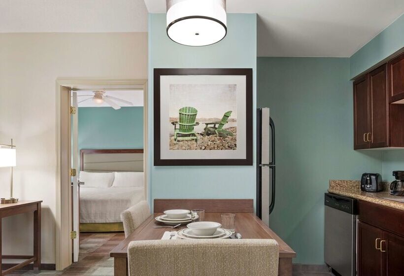 هتل Homewood Suites By Hilton Charleston Mt. Pleasant