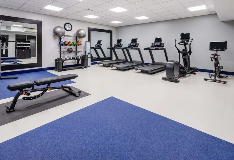 هتل Homewood Suites By Hilton Rochester/greece, Ny