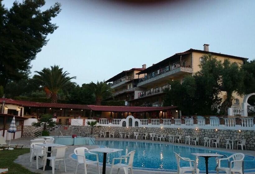 Hotel Kassandra Bay