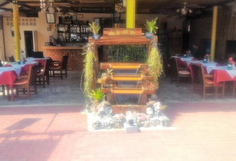 هتل Klong Muang Inn