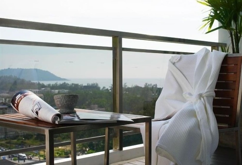 هتل Lae Lay Suites