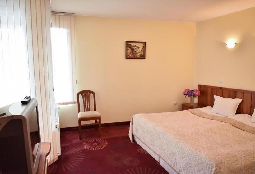 Fotos del hotel Lina: 1 Fotos del hotel Lina: 1