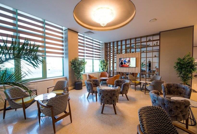 هتل Malibu Mamaia
