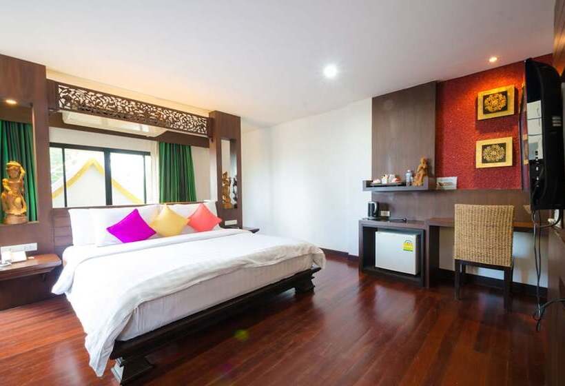 هتل Nicha Suite Hua Hin