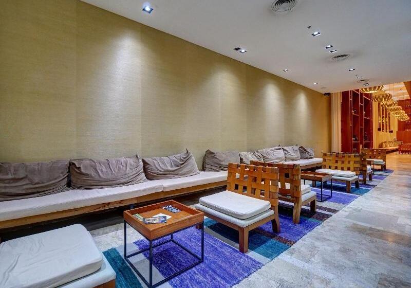 Fotos del hotel Aspen Square:  18