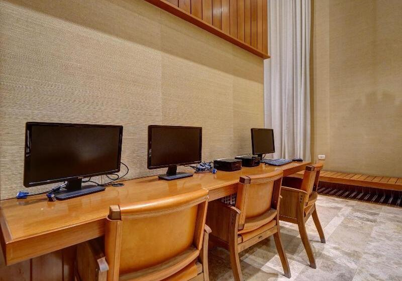 Fotos del hotel Aspen Square:  24