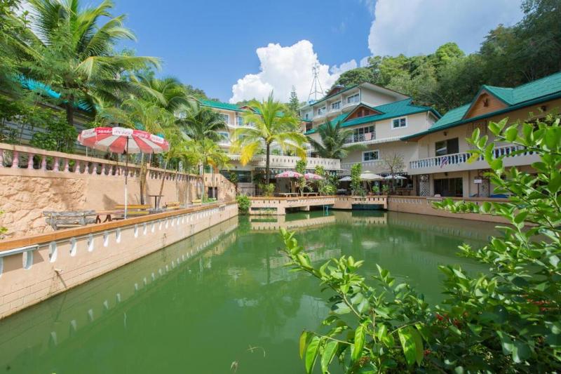 هتل Patong Rai Rom Yen Resort Sha