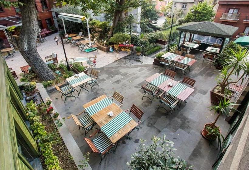 Fotos del hotel Rose Garden Suites:  3