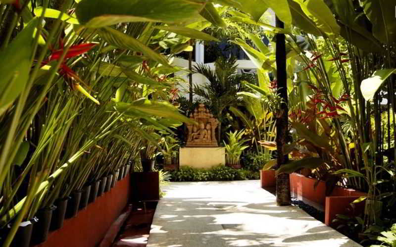 Safari Beach Hotel   Sha Extra Plus