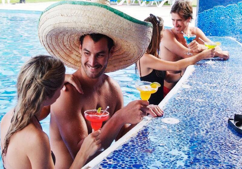 هتل Select Club At Sandos Caracol All Inclusive   Adults Only Area