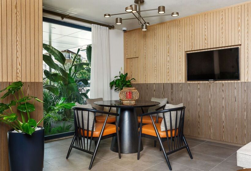 هتل Sherwood Premio