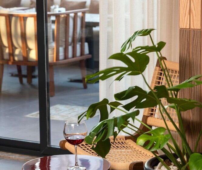 هتل Sherwood Premio