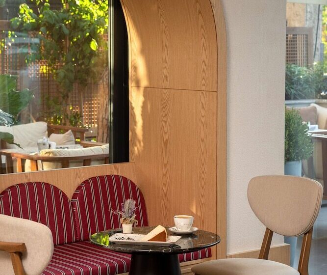 هتل Sherwood Premio