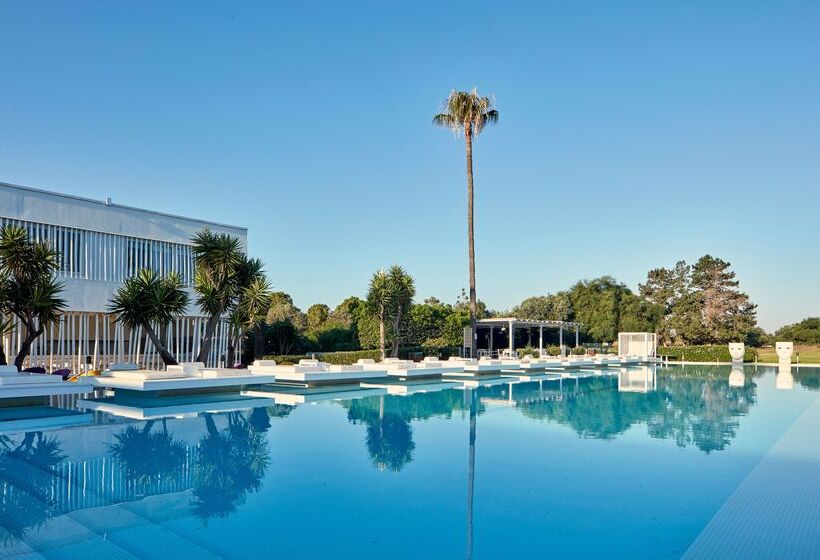 هتل So Nice Club Resort