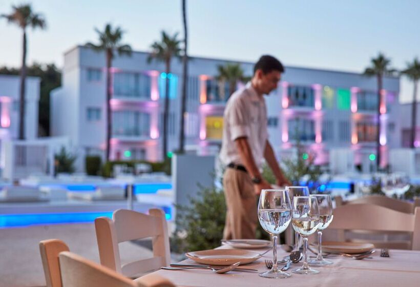 هتل So Nice Club Resort