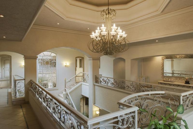 هتل & Suites Quinta Magna