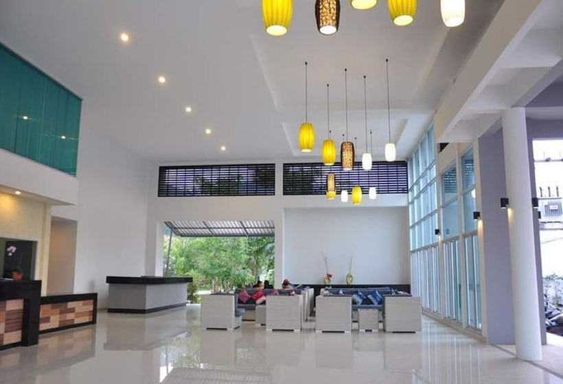 هتل The Natural Resort