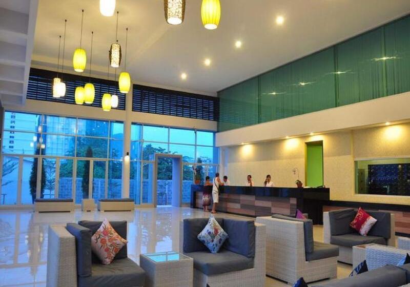 هتل The Natural Resort
